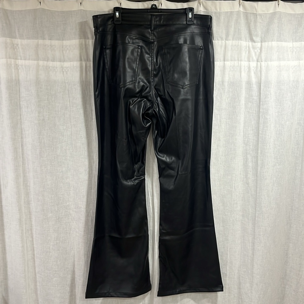 Gap High Rise Faux-Leather '70s Flare Pants - Picture 6 of 7